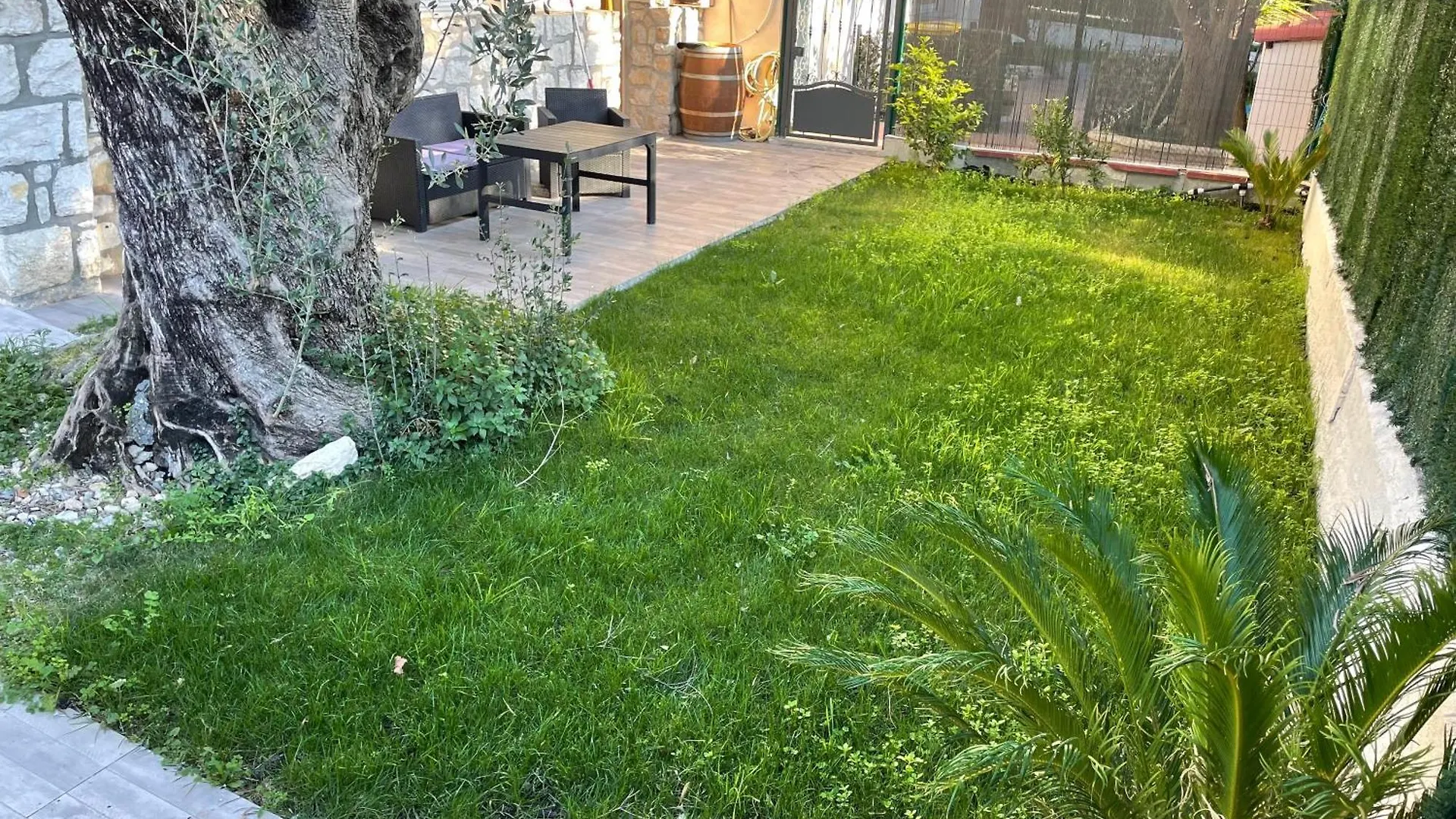 Apartment Joli Rez De Jardin 3 Pieces A Cagnes Sur Mer France